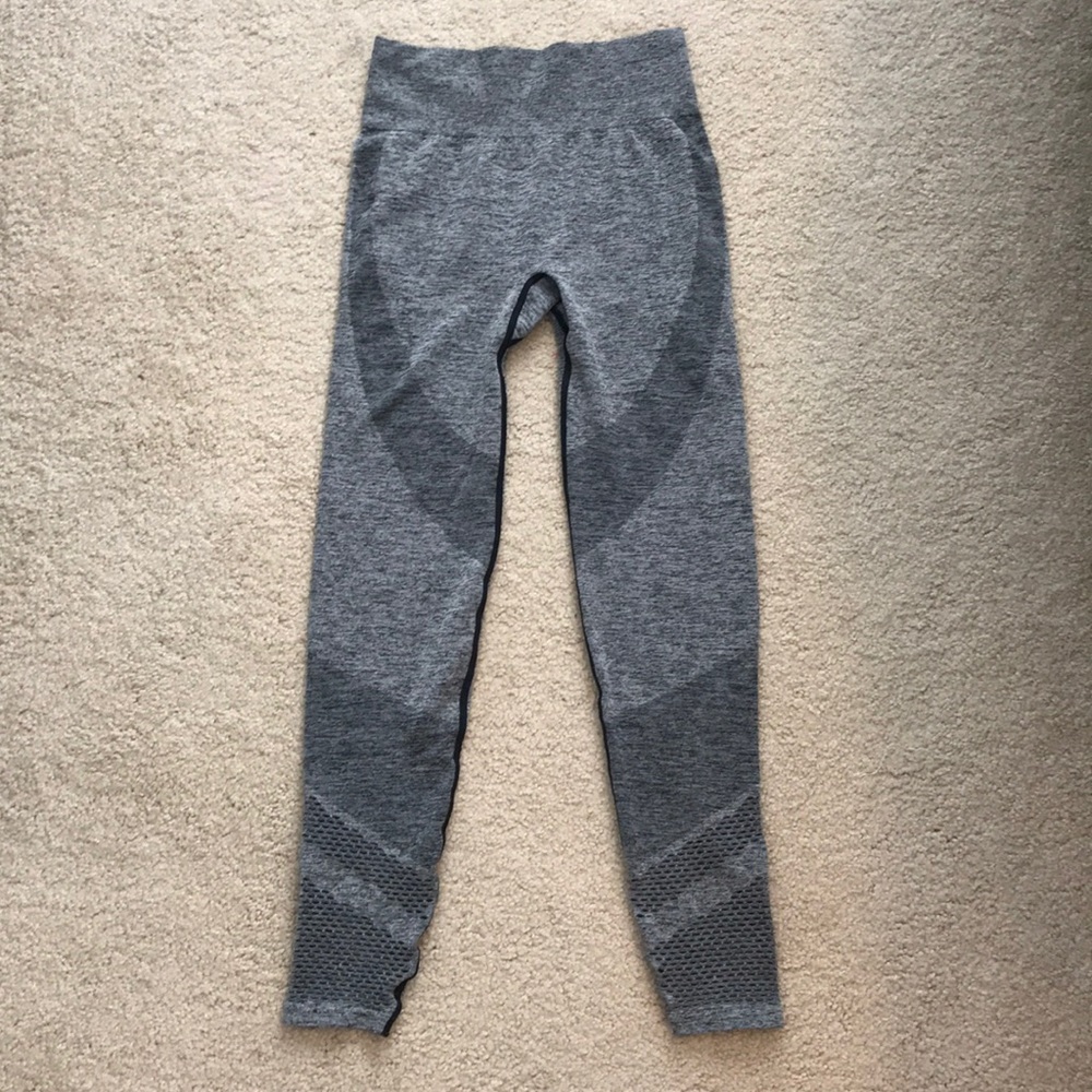 Grey seamless leggings NWB!!
